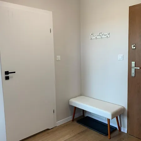 105 Apartment *